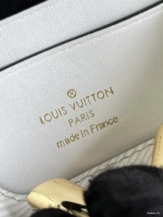 PM LOUIS VUITTON TWIST 0706